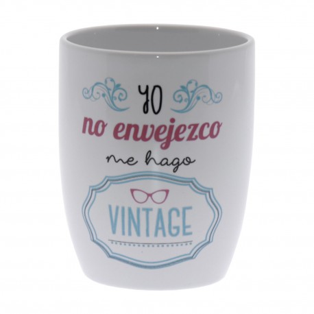 Original Taza de Cerámica decorada con la frase - Yo no envejezco, me hago vintage